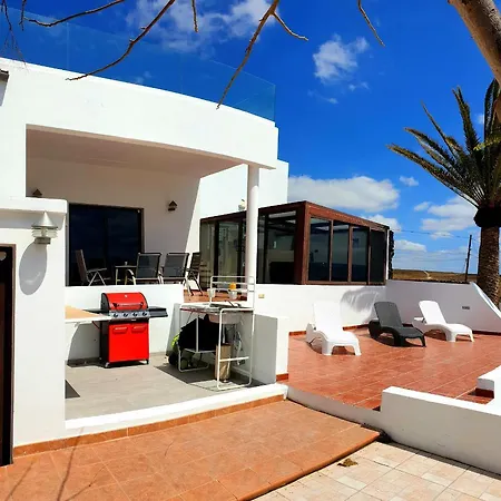 Villa Vista Mar, 360 Sqm, Pool, Whirlpool, Gaming Room, 85 Sqm Roof Tias
