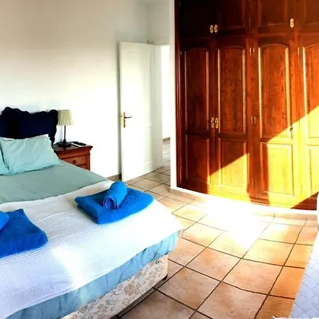 Villa Vista Mar, 360 Sqm, Pool, Whirlpool, Gaming Room, 85 Sqm Roof Tias