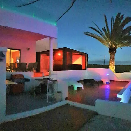 Vista Mar, 360 Sqm, Pool, Whirlpool, Gaming Room, 85 Sqm Roof Villa Tias