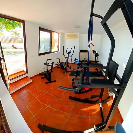 Villa Vista Mar, 360 Sqm, Pool, Whirlpool, Gaming Room, 85 Sqm Roof Tias