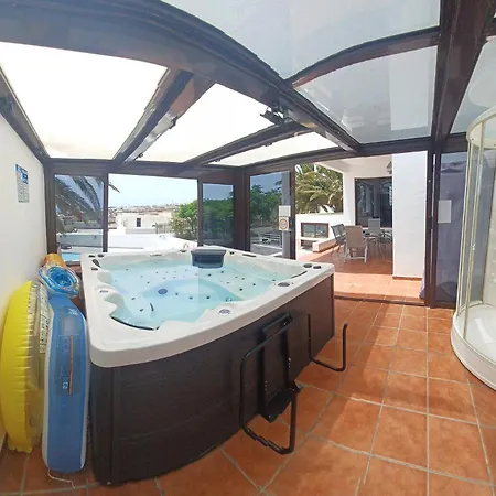 Vista Mar, 360 Sqm, Pool, Whirlpool, Gaming Room, 85 Sqm Roof Villa Tias